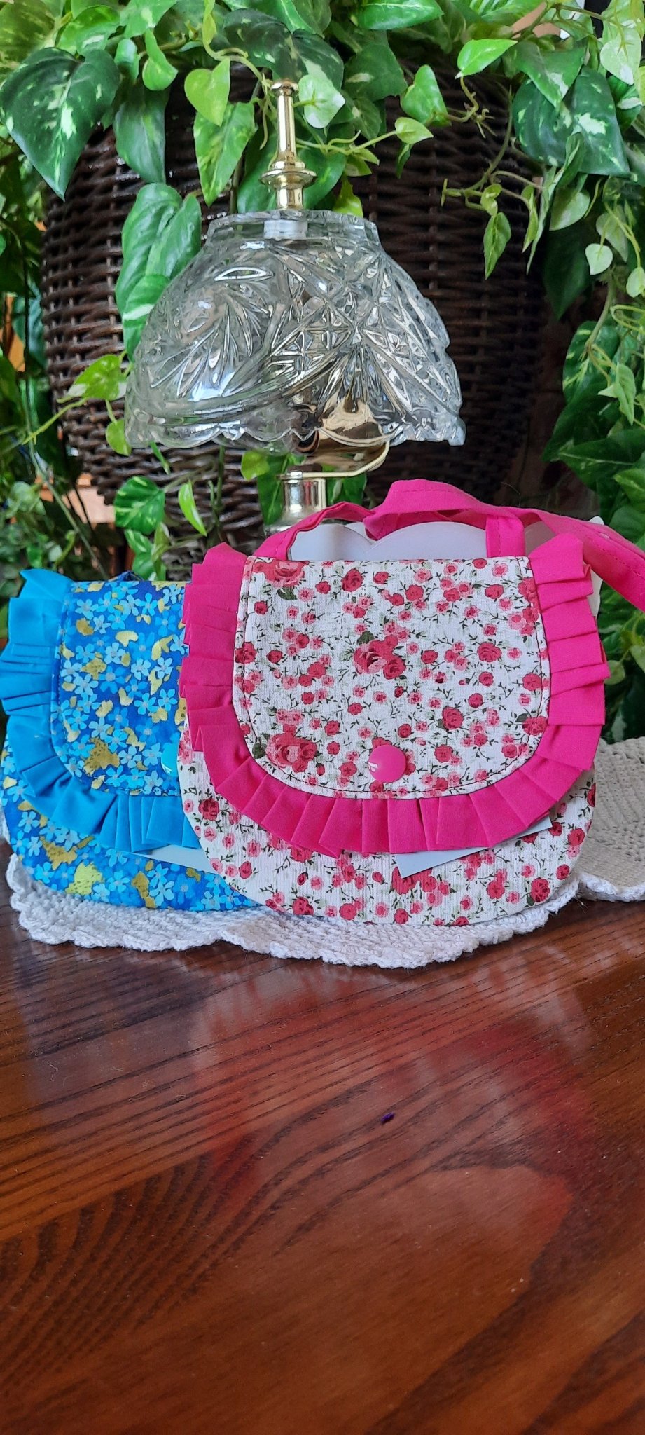 Lynnsembroidery - Girl  Purses