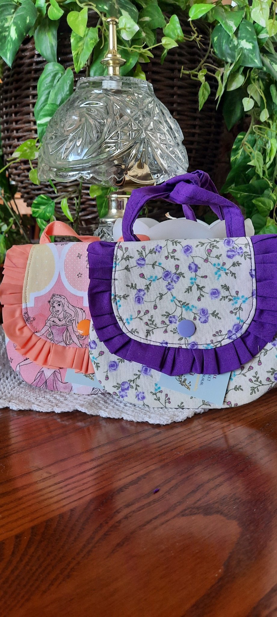 Lynnsembroidery - Girl  Purses